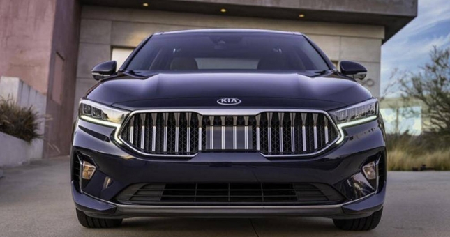 Kia K7 2021 ra mắt phiên bản nâng cấp, giá hơn 600 triệu